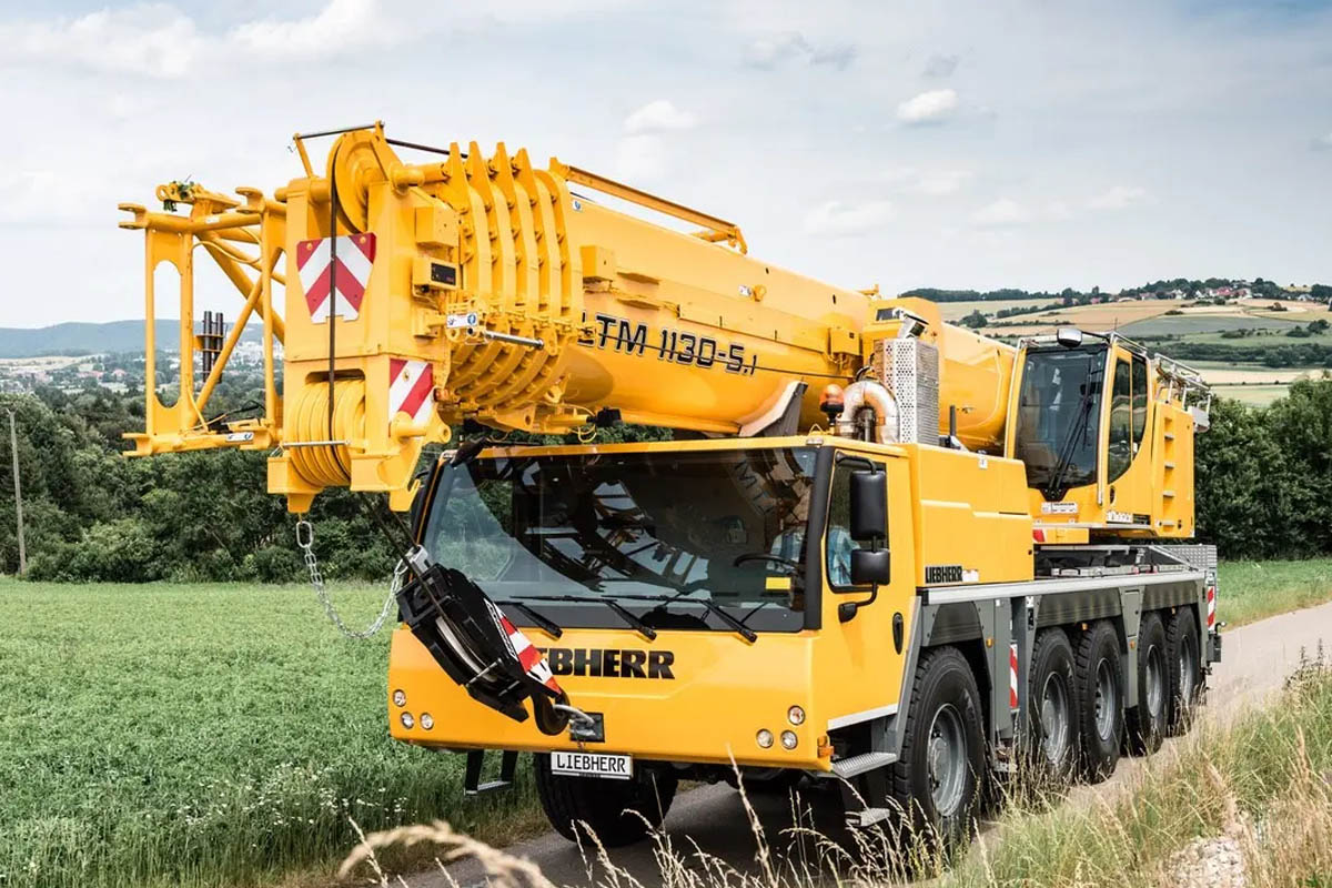 Xe cẩu 130 tấn Liebherr