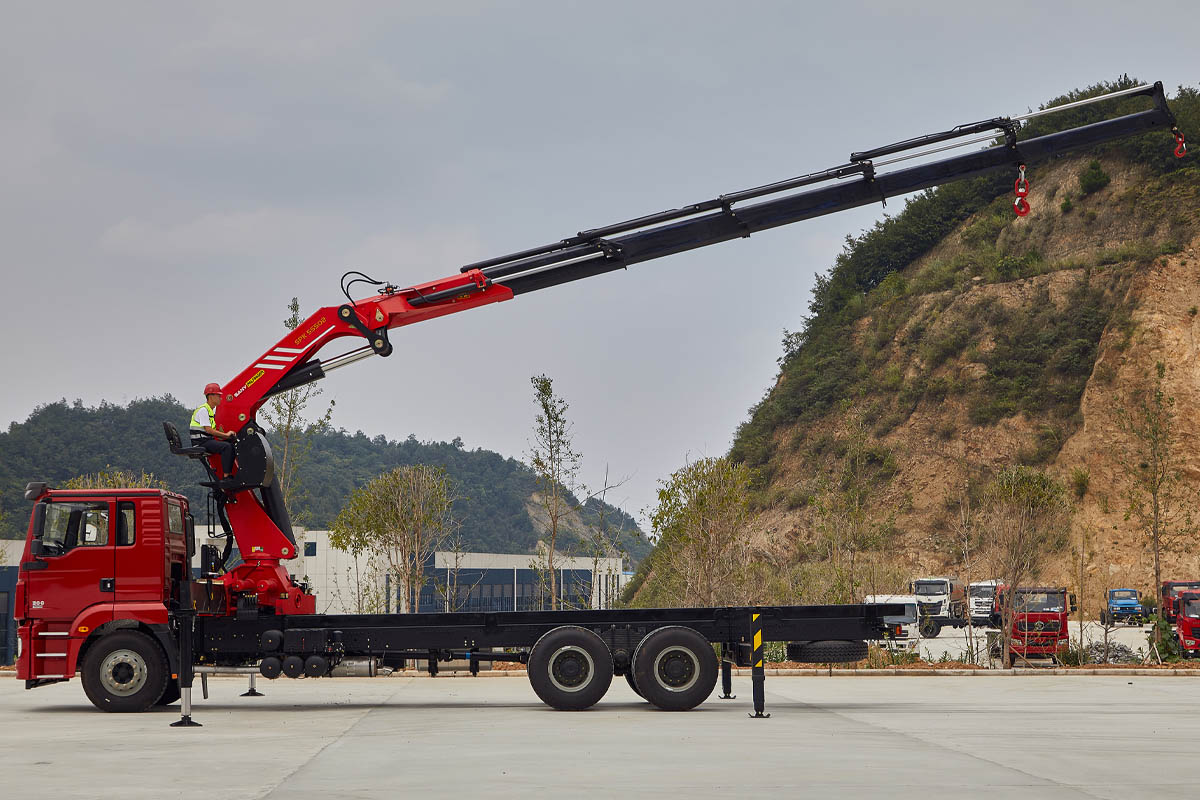 Xe cẩu tự hành 20 tấn (Sany & Palfinger)