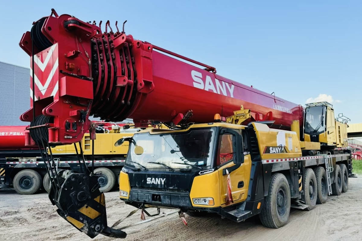 Xe cẩu 300 tấn Sany