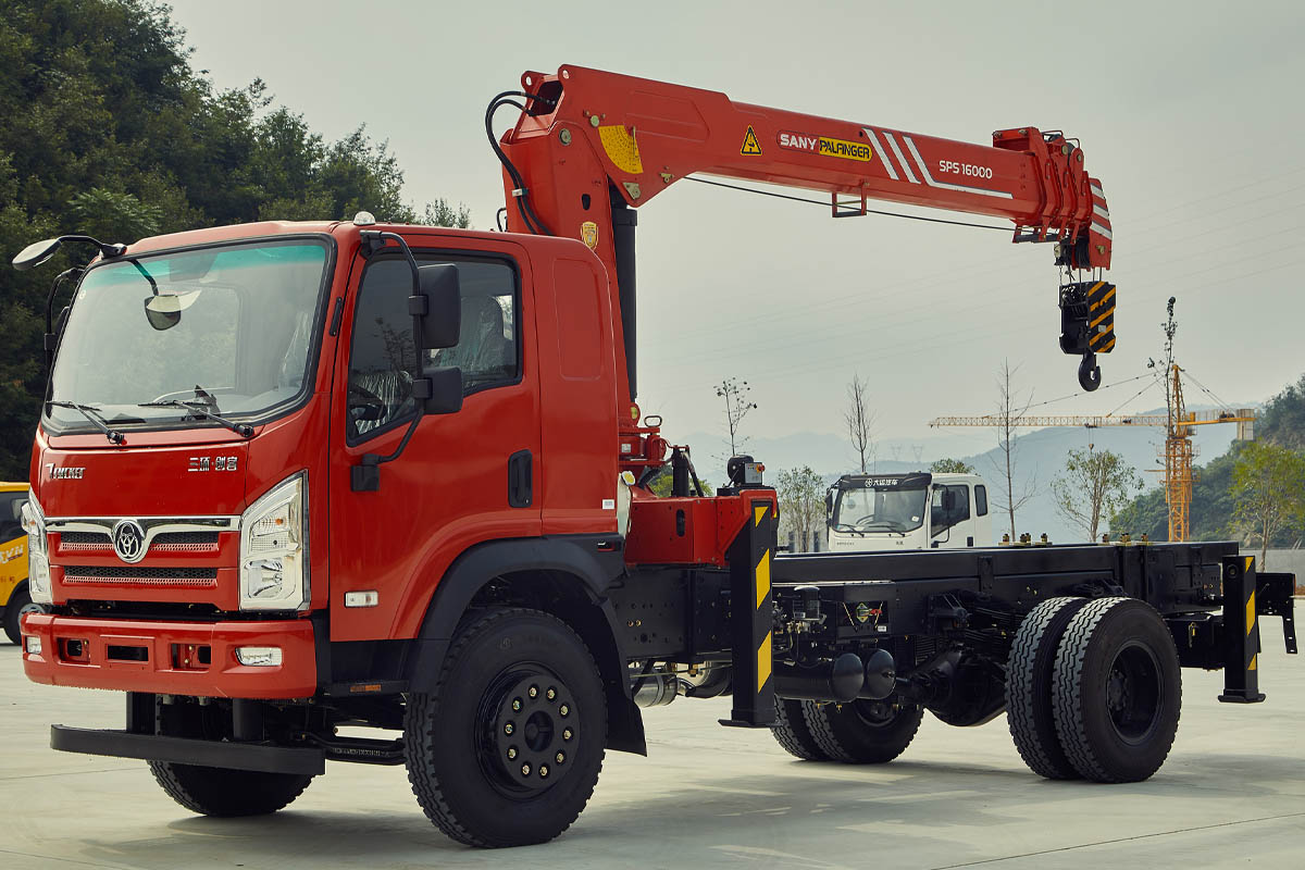 Xe cẩu tự hành 7 tấn (Sany & Palfinger)