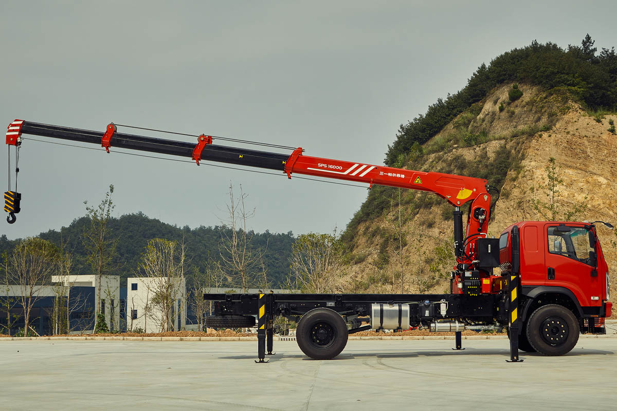 Xe cẩu cần dài 7 tấn (Sany & Palfinger)