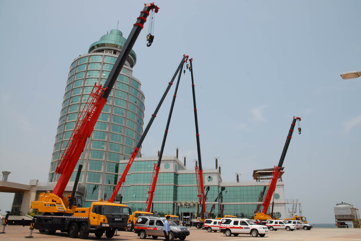 Xe cẩu chuyên dụng 75 tấn Sany