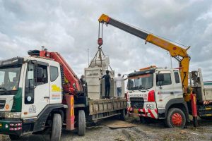 Xe cẩu vận chuyển dàn nóng lạnh công nghiệp